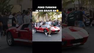 SHEEP IGNORE FORD GT 😭