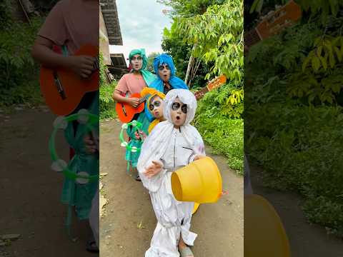 Para Pocong Ngamen Sahur-Sahur Kocak 👻🎸 #shorts