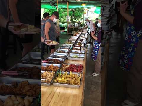 เจ้าของหัวใส พลิกวิกฤตเป็นโอกาสจากข้าวแกงตลาดนัดมาเปิดข้าวแกงบุฟเฟ่ต์อิ่มไม่อั้น100อย่าง59บาท น้ำฟรี