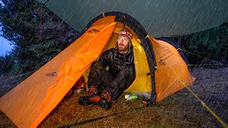 INCOMING RAINSTORM - Camping In Heavy Rain