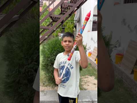 Holi color pichkari me kya nikla #shortvideo #ytshorts #shortvideo #trendingshorts #holispray