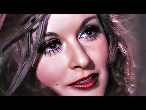 سعاد حسنى و نور الشريف فى الفيلم الممنوع من العرض الممتع المثير النادر جداً ( الخائنة و الكلاب )