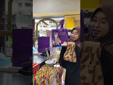 Disambangin mertu & ortu udh ganti kta yg maen ke mrka. Klo kalian krumh ortu/mertu brp thn skli bun