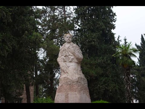 Прогулка на улицах Ходжавенда (бывш. Мартуни) вспомнили главу АСАЛА