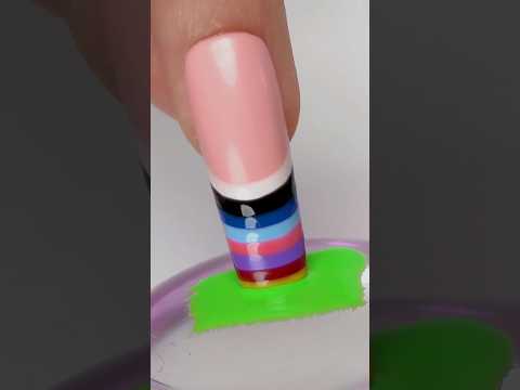 Wow look at this amazing nail design 😱😳 #nails #naildesign #nailhacks #naildesignathome #shorts