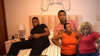 Su madre y su hermana estaban cansada de el porque no queria trabajar ni hacer nada
