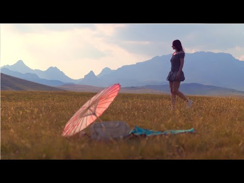 Mountains and a Woman. Meditation Video.