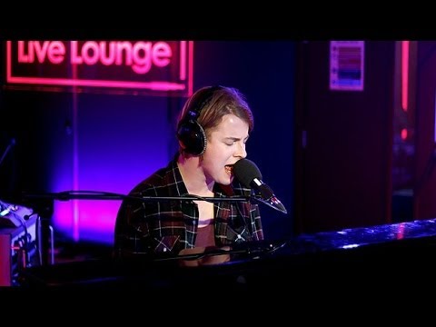 Tom Odell - Roar in the Live Lounge