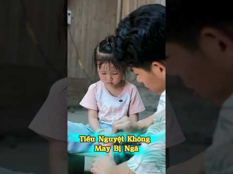 😱 Tiểu Nguyệt Bị Ngã Khi Đem Trứng Cho Chú Gia Thuỵ #shorts  #tiktok #trending #douyin #duongthon