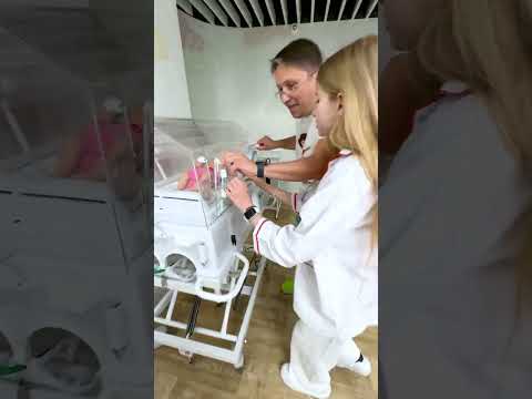😂 VINE BEBE SURPRIZĂ 🥚 Pregnant Surprise with 5 children Pregnancy🍳 #shorts