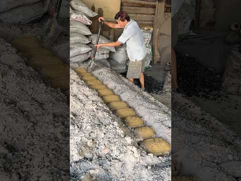 Amazing! 5 Hours Baked Mud Chicken in Malaysia