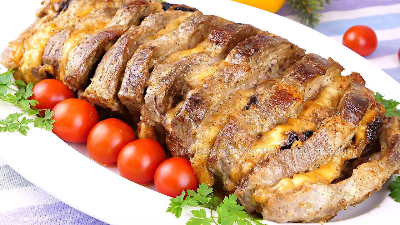Праздничная мясная Гармошка с черносливом и курагой! Вкусная свинина, запеченная в духовке!