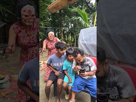 bhoot khud dar Gaya.👹👻😱🤣😜 #shorts #shortsvideo #comedy #funny #funnyvideo #comedyvideos #comment