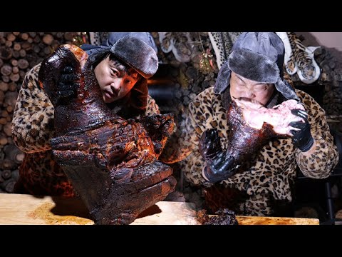 돼지족발은 이것으로 끝내겠습니다! 대한민국 1등산적   Korea no.1 mountain Gangster pig hocks ㅋㅋㅋ