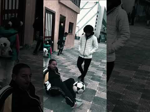 ‏يا ريت كل الناس تصلي على النبي ￼