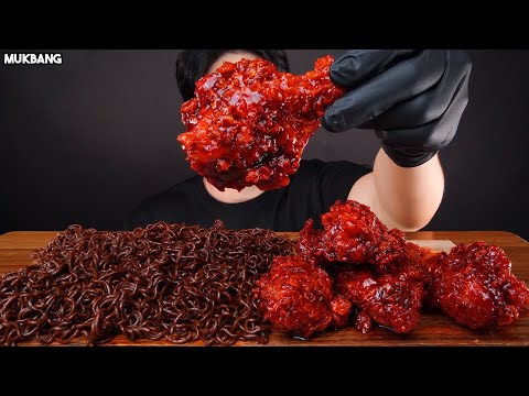 Mukbang ASMR #Shorts :) Spicy Chicken & ghost pepper noodles challenge🔥 핵불닭치킨 & 고스트페퍼 라면 먹방