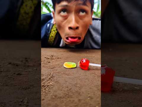 Follow my command, go and call the millipede here, I've prepared two candies for you both #shorts