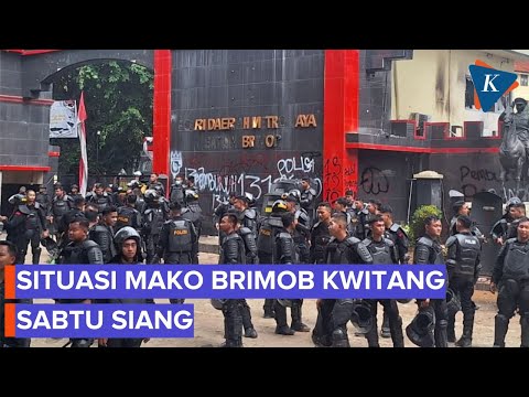 TNI Jaga Ketat Mako Brimob Kwitang, Coba Pendekatan Humanis ke Massa