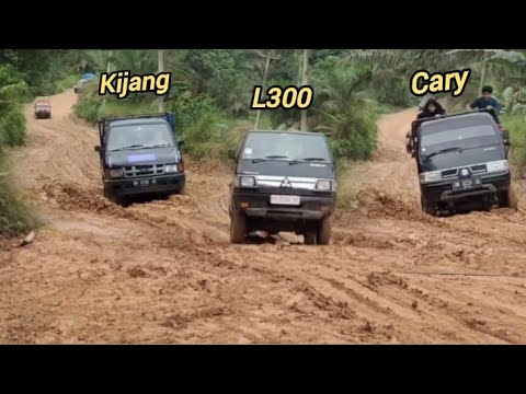 Tak Main? Tiga Merek Mobil Saling Tunjukkan Tenaga Dalam