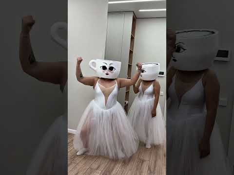 Twins ballerinaโs cappuccino