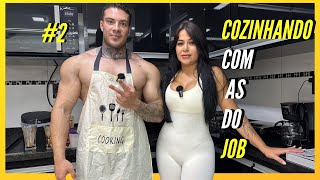 COZINHANDO COM AS DO JOB COM A @TIFANYROCHA - RAFA MARTTINZ