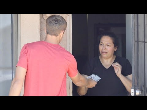 38725 Knocking On Strangers Doors Then Paying Their Rent 2