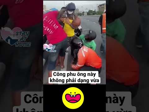Tự dưng thừa 1 cái chân nè.. #truytimdauvet