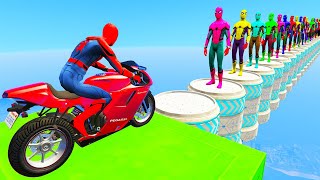 الرجل العنكبوت على دراجة نارية ضد العناكب  - Spiderman on a motorcycle against multi-colored spiders