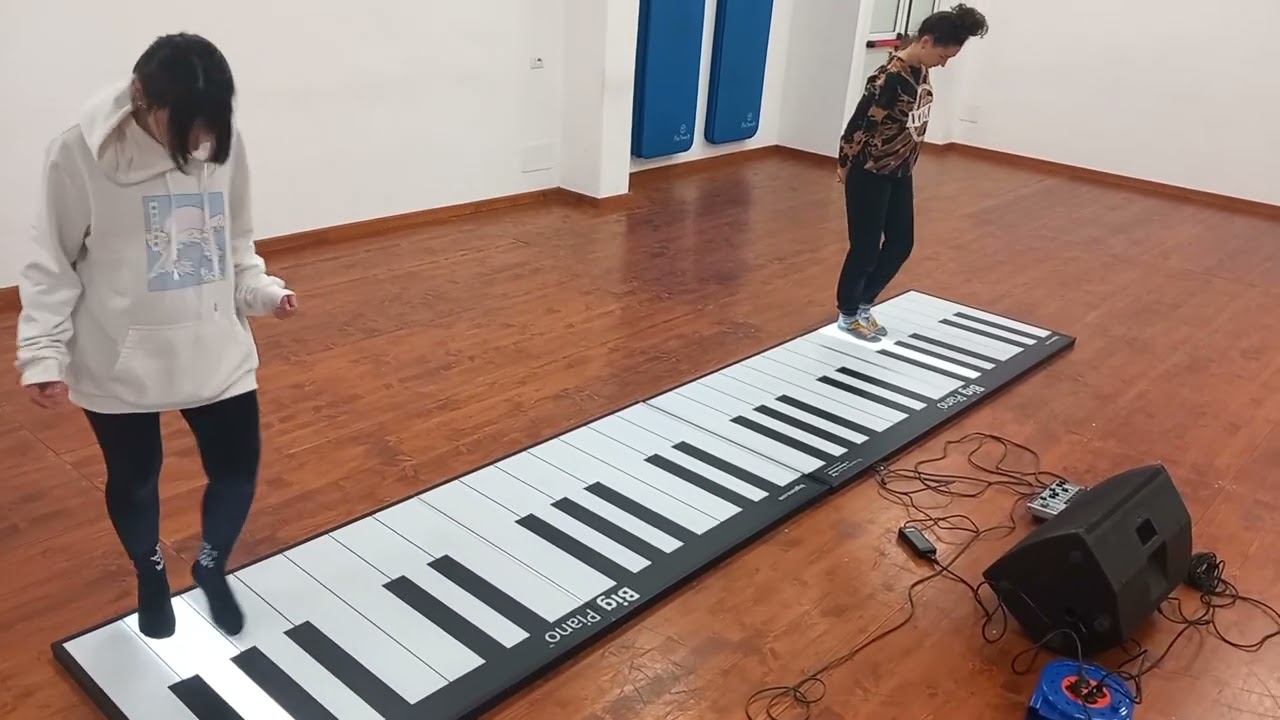DANCING PIANO SHOW