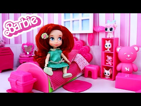 La Sirenita Ariel decora su habitacion al estilo Barbie || Princesas De Disney