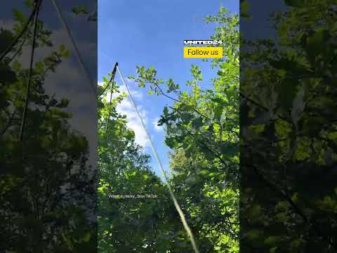 Ukrainian Soldier Detects and Cuts the Fiber Optic Cable That May Lead to Russian FPV Drone
