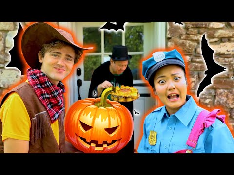 Ellie Sparkles and Jimmy Go Trick-or Treating 🎃 | Halloween Special