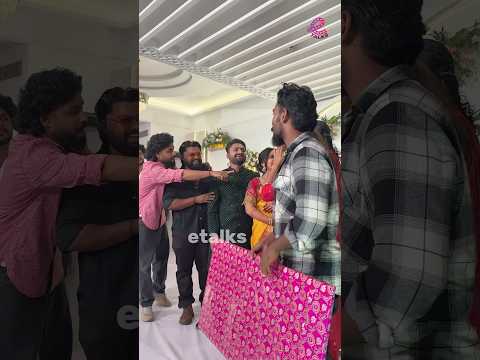 അഖിലിനെ കാണാൻ വന്ന കൂട്ടുകാർ കൊടുത്ത ഗിഫ്റ്റ് കണ്ടോ 😍 | Akhil nrd wedding reception