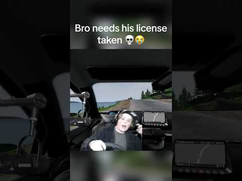 what is mini caseoh doing ? #crash #funny #short