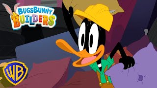 Bataille de coussins ! 😆 | Bugs Bunny Builders 🇫🇷 | WB Kids Français​
