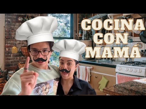 Cocinando con mamá :)