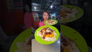 Sampai Kalimantan langsung mendadak debus 😄 …. Kesampaian juga cobain nasi telur viral Pontianak.