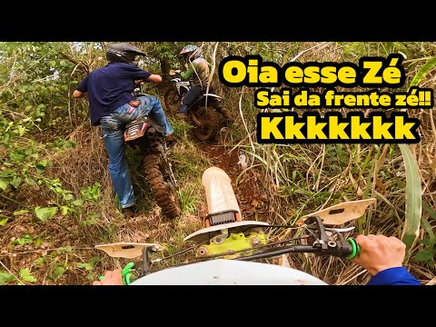 Fomos fazer trilha de moto, minha primeira trilha