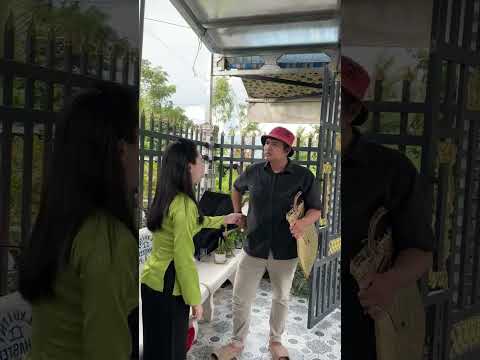 Lúc có tiền con này con kia khi hoạn nạn chỉ có con vợ lo