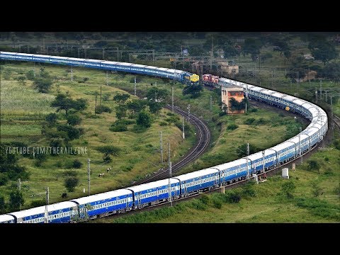 Most Beautiful Train Crossing | Manmad Ankai Killa | Karnataka Express | Indian Railways
