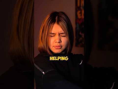 She was helping her hurt brother!๐ฅบ