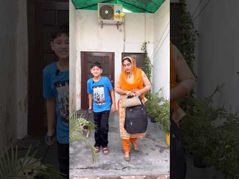 लियो भुतिया होटल गया 🤩🤣 #comedy #funny #funnyshorts #shorts
