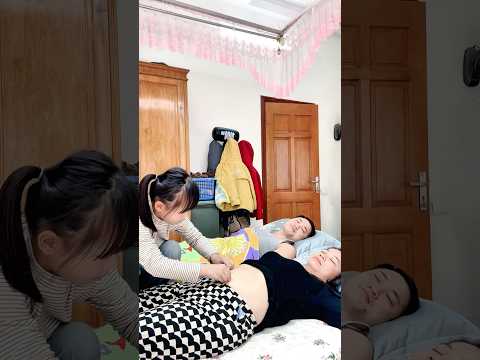 😂 Who Did She Choose?! Mom vs. Dad Reaction!