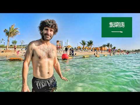 COMO É UMA PRAIA NA ARÁBIA SAUDITA