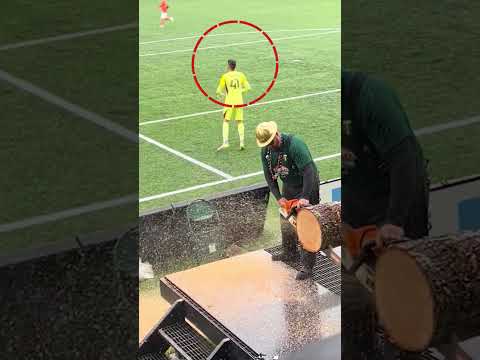 football match ke beech Carpenter sir  on Duty 🤯 ( _@timbers.ptfc )
