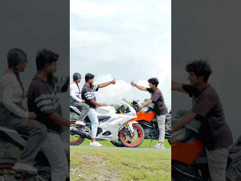 Mare Dono Bike Ko Ak Sath Ride Pai Jana Hai 🏍️ || Gulabi Sharara || #ytshorts #shorts #ktm 🔥￼