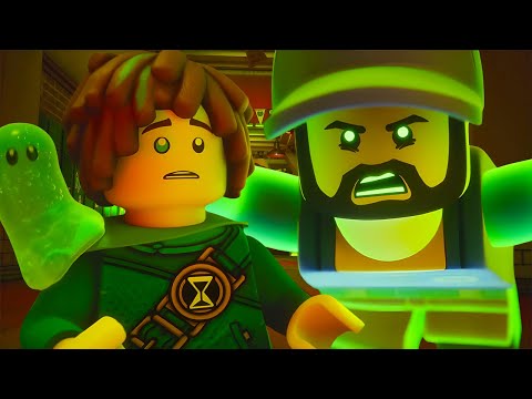 OUT OF CONTROL COACH! 😱 😳 | LEGO DreamZzz | WildBrain Kids