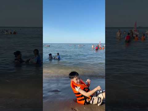 Bugatti lướt trên cát #funnyvideo