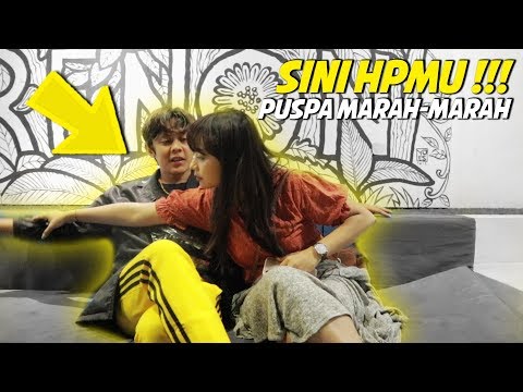 PASANG WALLPAPER CEWEK DI HPKU, LIAT REAKSI PUSPA - HVLOG #83