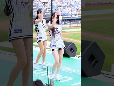 훅 치고 들어오는 미모…💘 이주은 치어리더 직캠